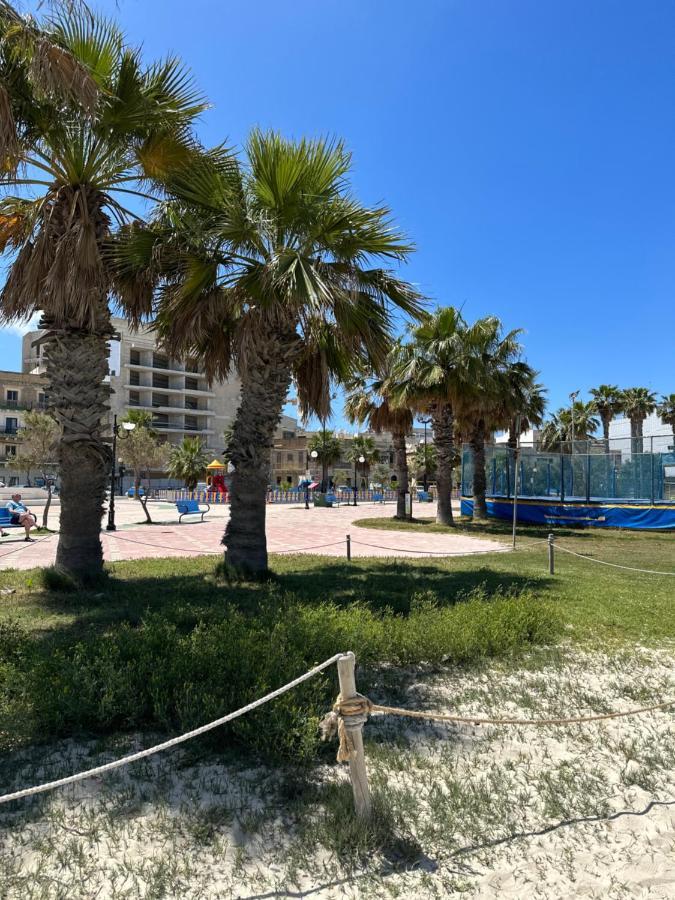 The Beach House Birżebbuġa Esterno foto